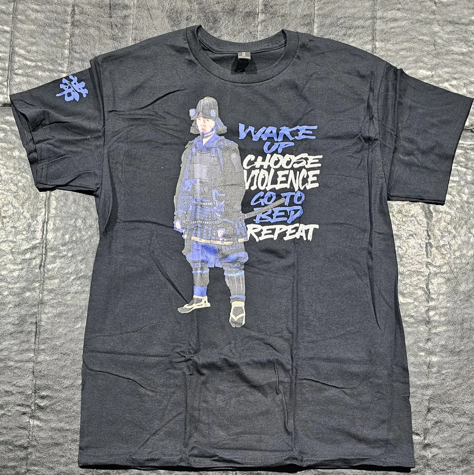 Choose Violence T-shirt (Fearless Black) thumbnail 4